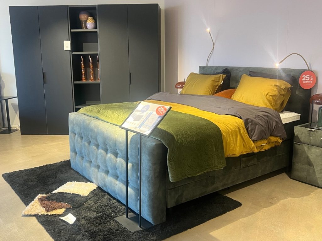 bed bij Goossens Wonen & Slapen