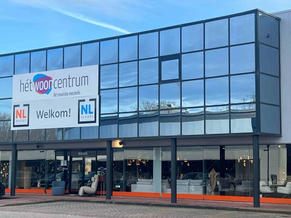 Het Wooncentrum Zevenaar pand