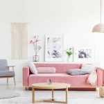 roze bank vrouwelijk interieur